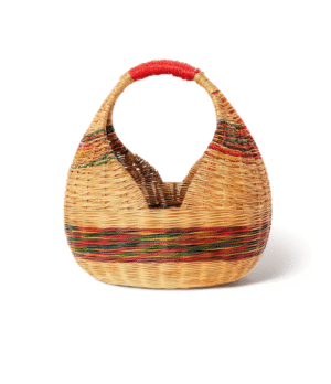 Canasto artesanal en esparto con franjas multicolor tejido a mano en Cerinza, Boyacá, capacidad para 30 huevos.