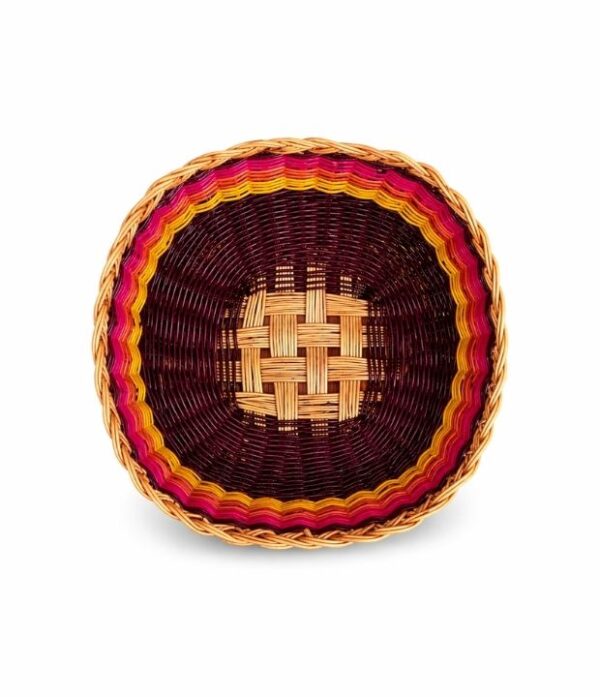 canasto de esparto tonos tierra tejido a mano