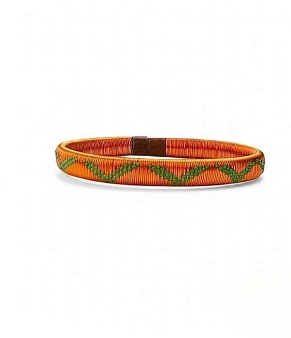 Pulsera de cobre artesanal diseño Ondas Verdes elaborada en Colombia