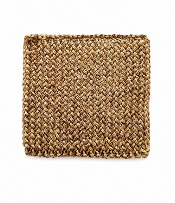 Portacalientes cuadrado de fique tejido a mano de 25 × 25 cm
