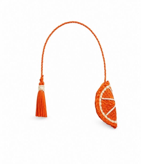 Charm para bolso de naranja en palma de iraca Charm para bolso con diseño de naranja tejido a mano en palma de iraca
