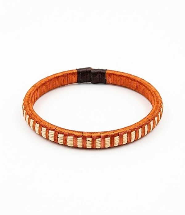 Pulsera de cobre y werregue blanco diseño palitos