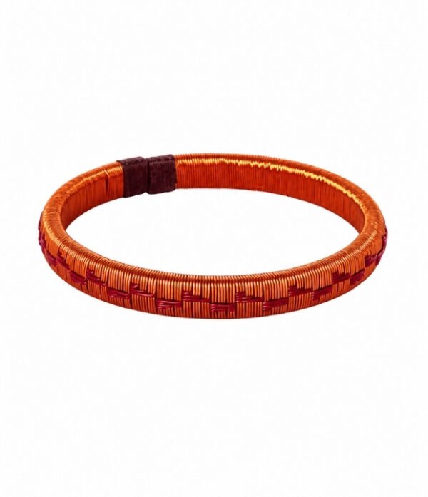 Pulsera de cobre y werregue diseño Muisca Pulsera de cobre artesanal con fibra de werregue vinotinto en diseño Muisca