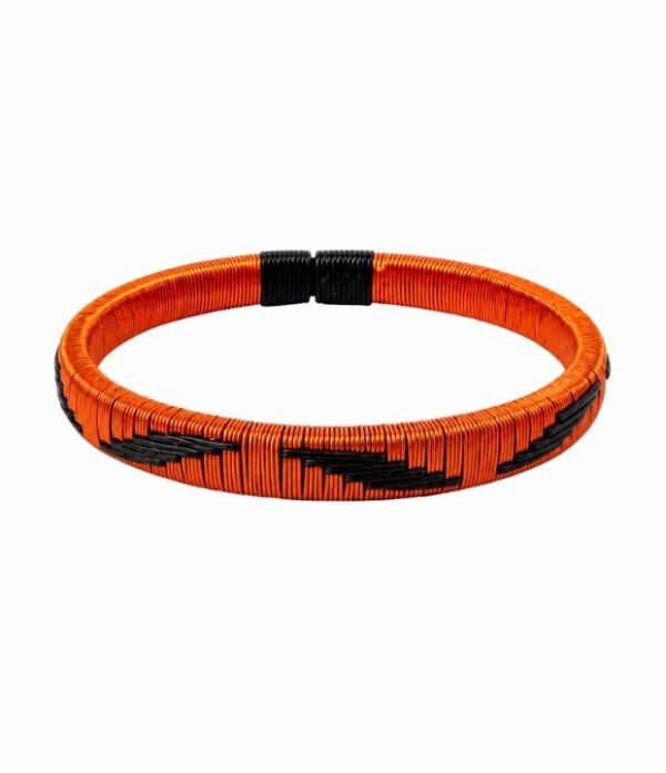Pulsera de cobre y werregue negro diseño Hojas Pulsera de cobre y werregue negro con motivos geométricos de hojas
